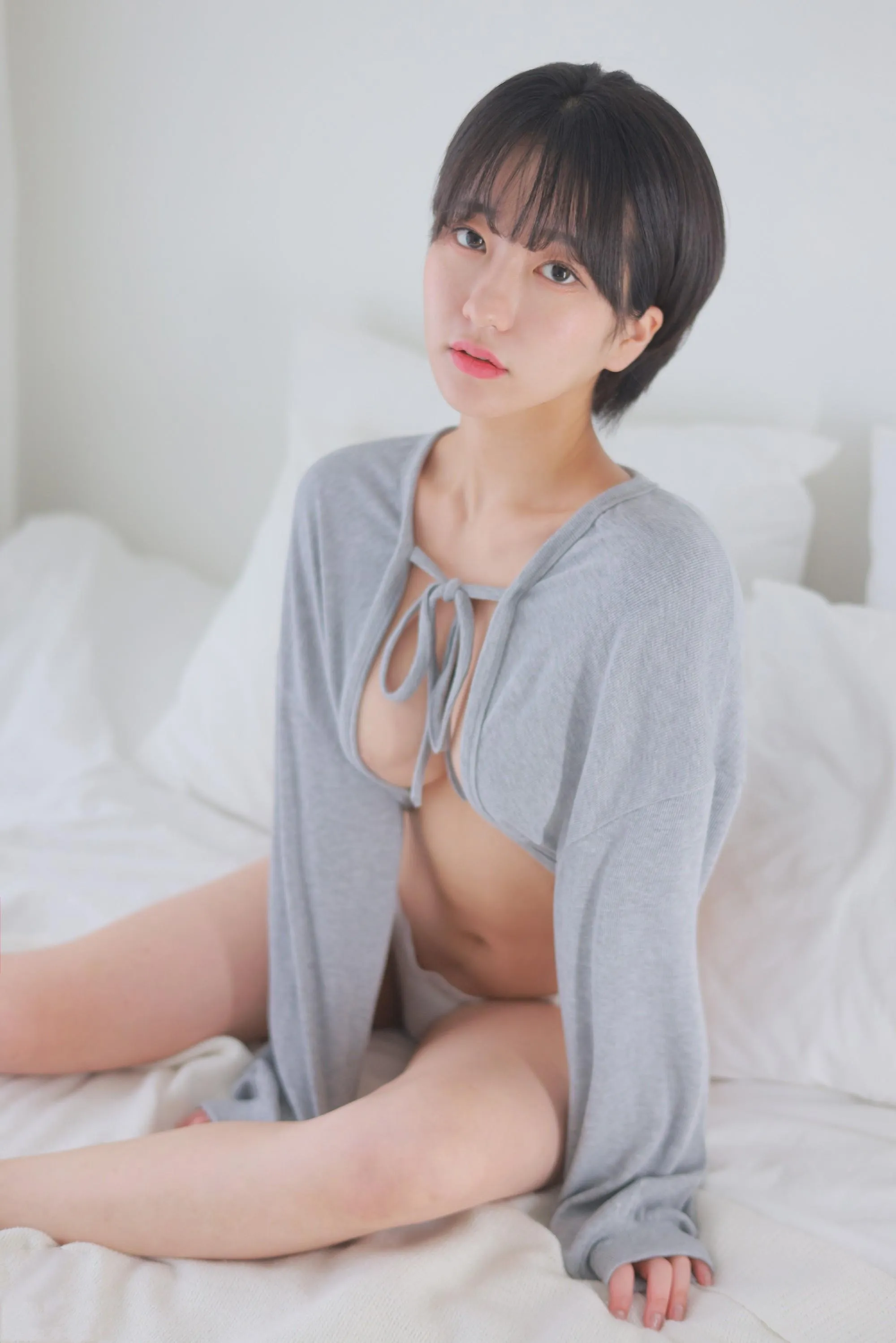 NO.006 [SeeShe] – Gray Cardigan Short Cut [55P]插图4